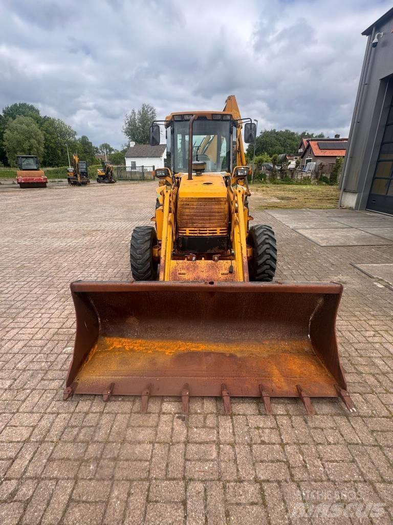 Komatsu WB 97 R-5EO Kaivurikuormaajat