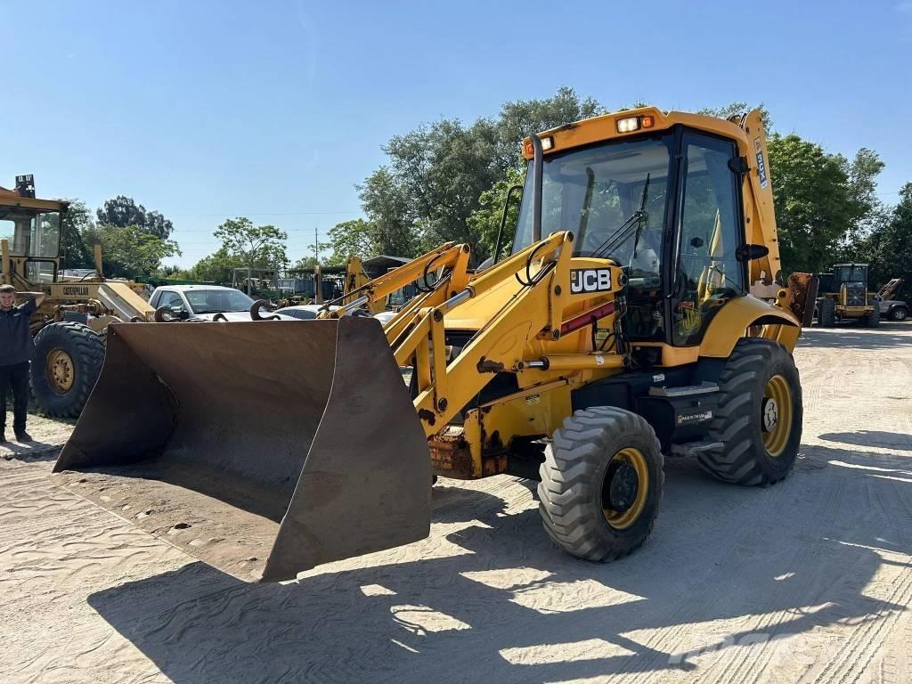 JCB 3CX Kaivurikuormaajat
