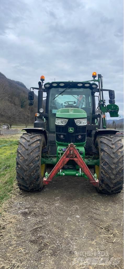 John Deere 6155R Traktorit