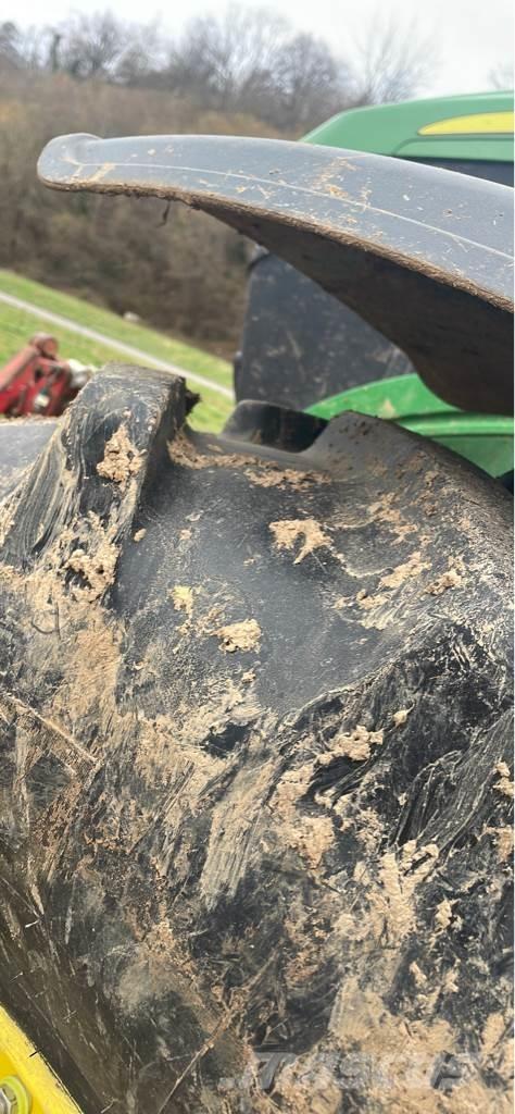 John Deere 6155R Traktorit