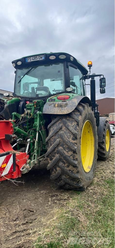 John Deere 6155R Traktorit