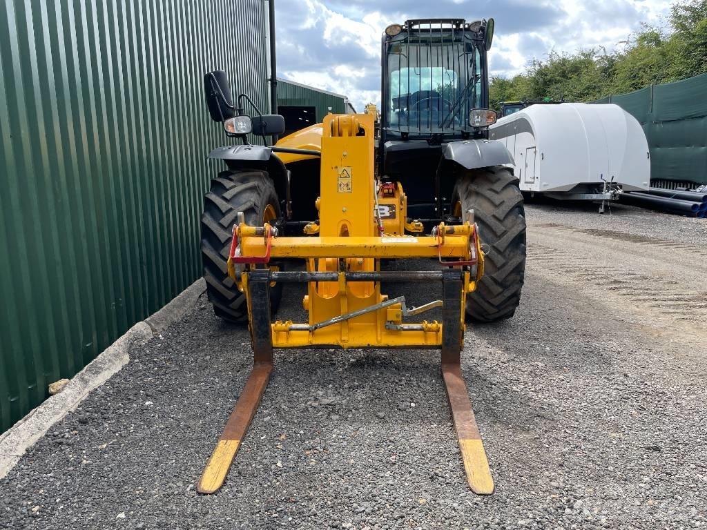 JCB 541-70 Kurottajat