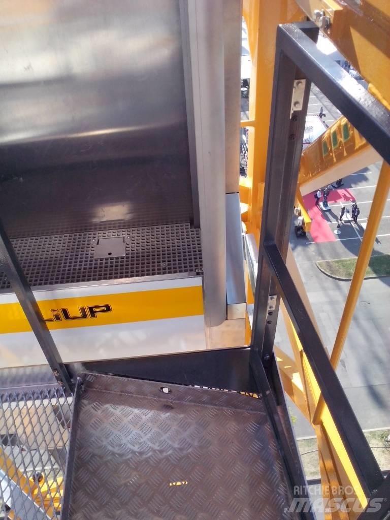 Liebherr LiUp 200 Nostimet ja tavarahissit