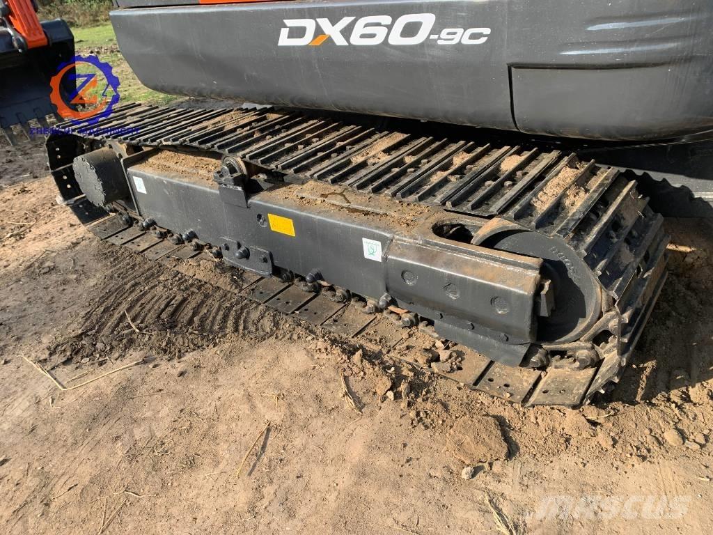 Doosan DX 60 Minikaivukoneet < 7t