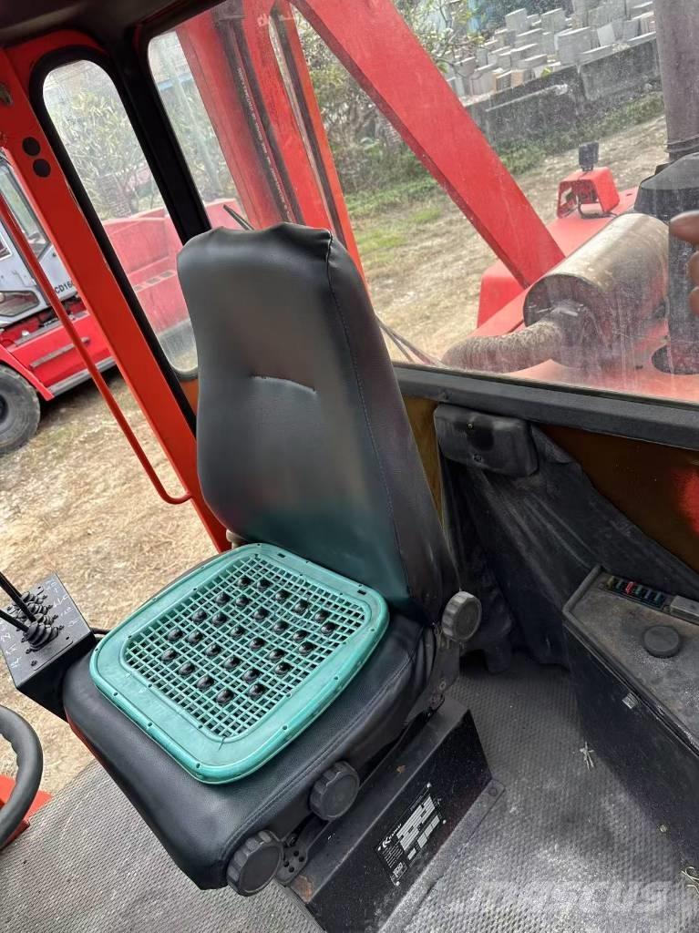 Kalmar DC30-1200 Dieseltrukit