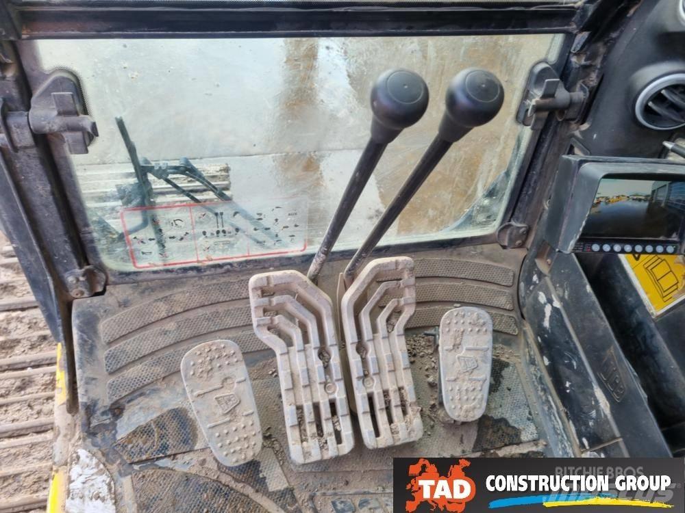 JCB JS 240 LC Telakaivukoneet