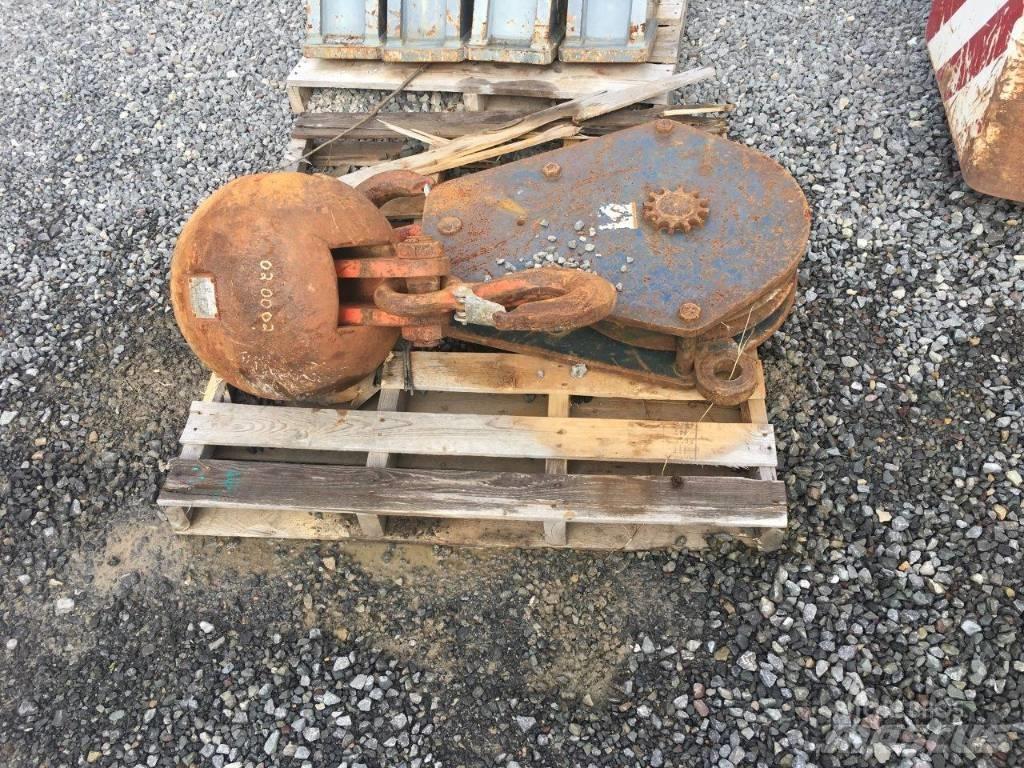 Terex HC 110 Tela-alustaiset nosturit