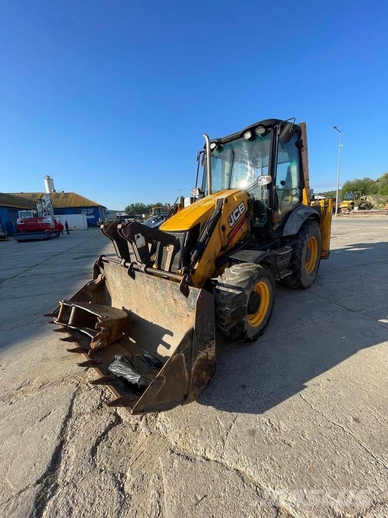 JCB 3CX Kaivurikuormaajat