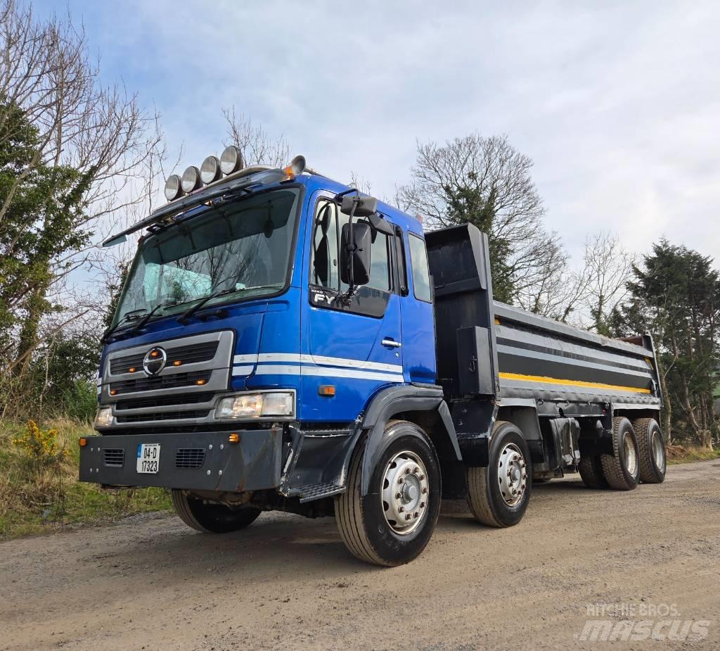 Hino 700 FY Sora- ja kippiautot