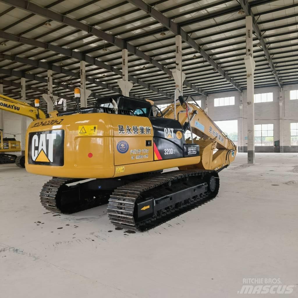 CAT 320 D2 Telakaivukoneet