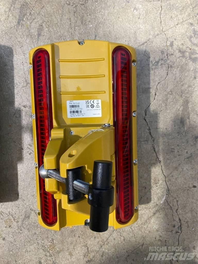 CAT LR410s Muut