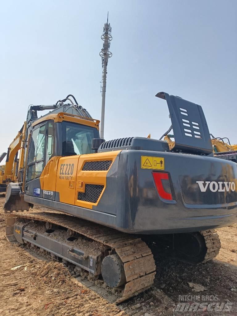 Volvo EC 220 Telakaivukoneet