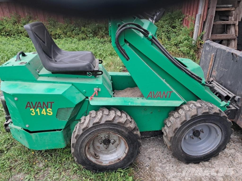 Avant 314 Liukuohjatut kuormaajat