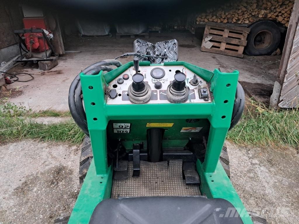 Avant 314 Liukuohjatut kuormaajat