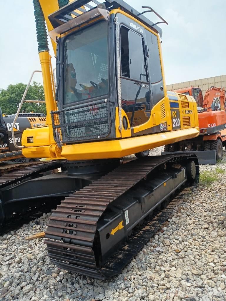 Komatsu PC 220-8 Telakaivukoneet