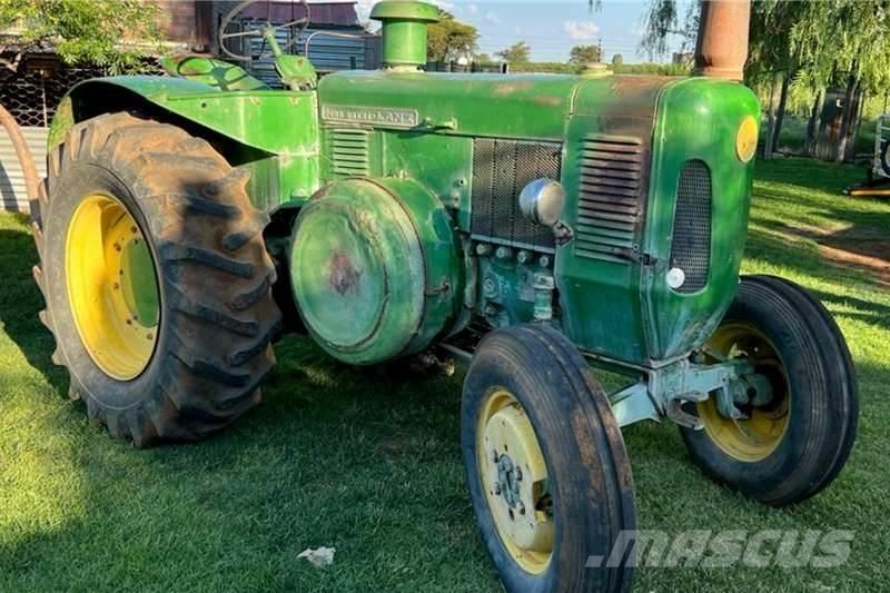 John Deere Lance Traktorit