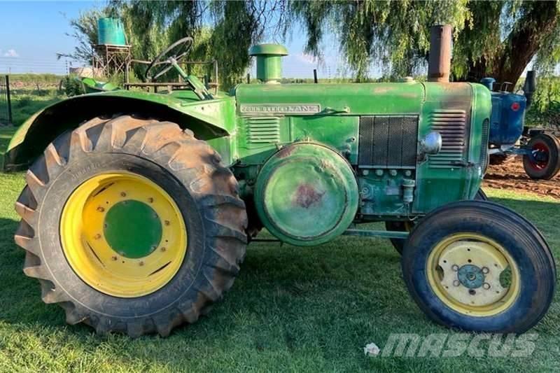 John Deere Lance Traktorit
