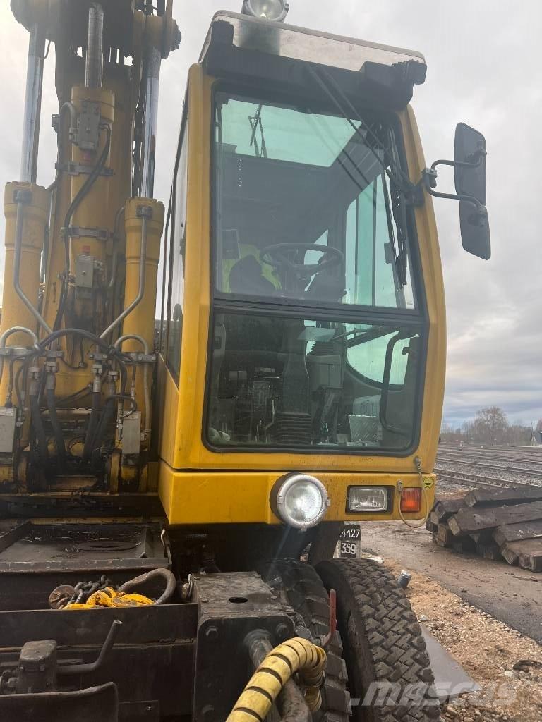 Liebherr A 900 C ZW Erikoiskaivinkoneet