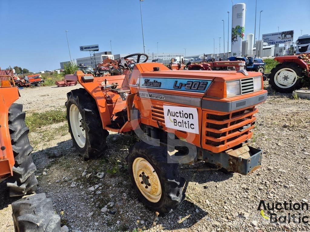 Kubota L1-205D Traktorit
