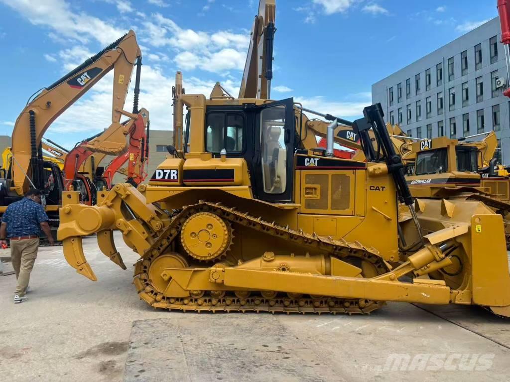 CAT D 7 R Telaketjupuskutraktorit