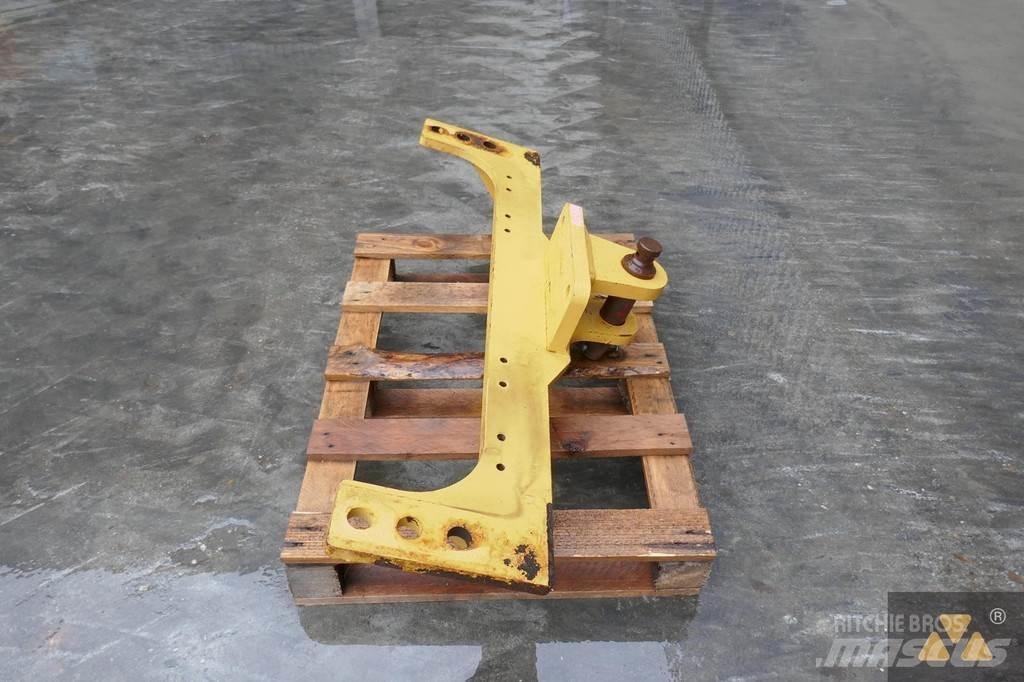CAT 140M Drawbar Muut