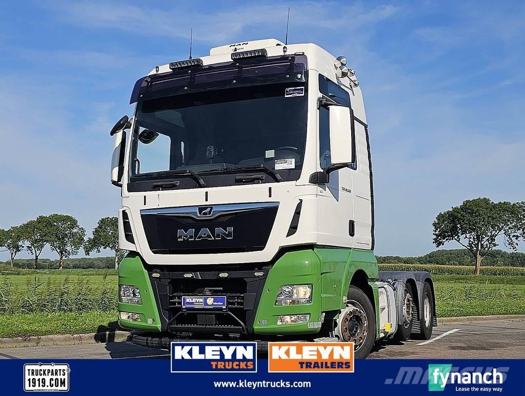 MAN 26.500 TGX Vetopöytäautot