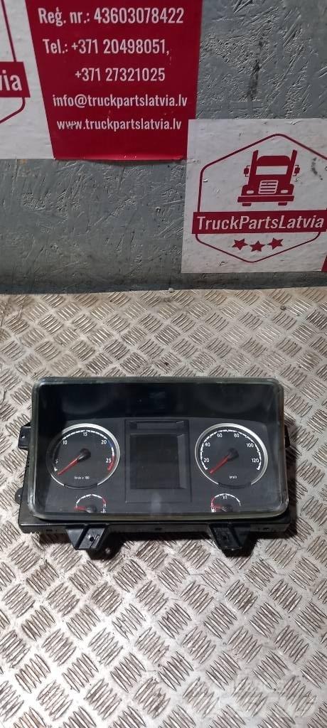 Scania R 440    2052210 Ohjaamot ja sisustat