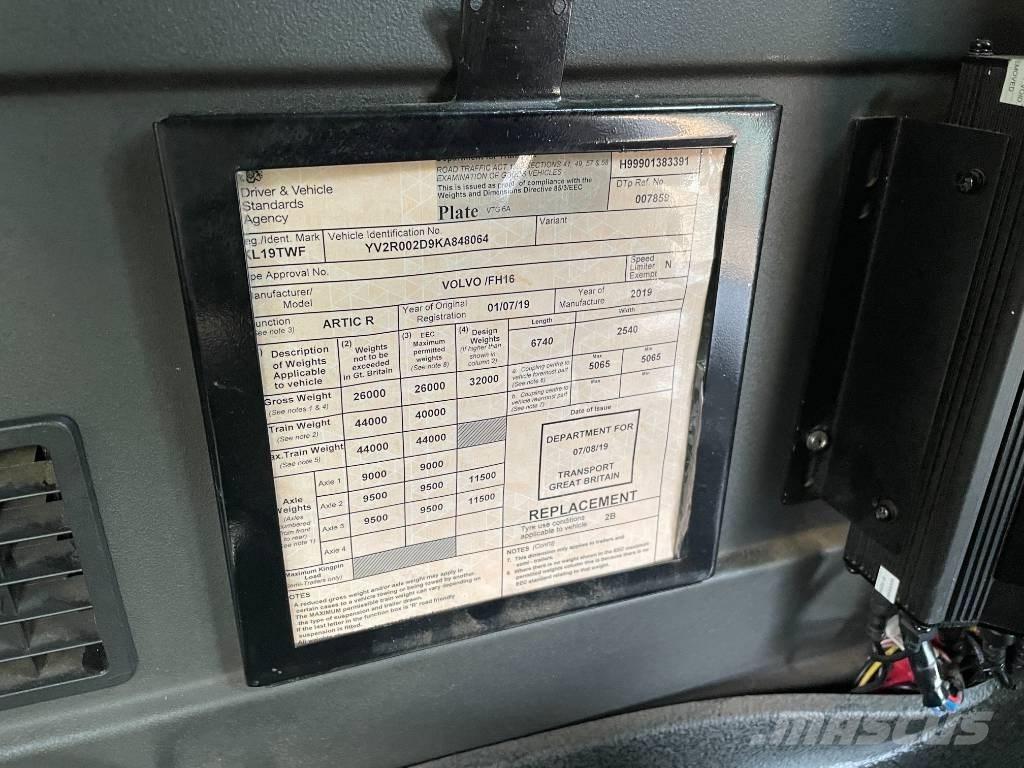 Volvo FH 16 650 Vetopöytäautot