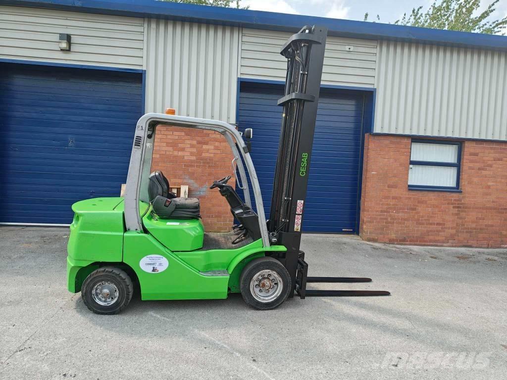 Cesab M 325 Dieseltrukit