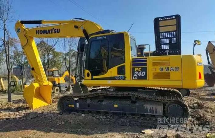 Komatsu PC 240 LC Telakaivukoneet