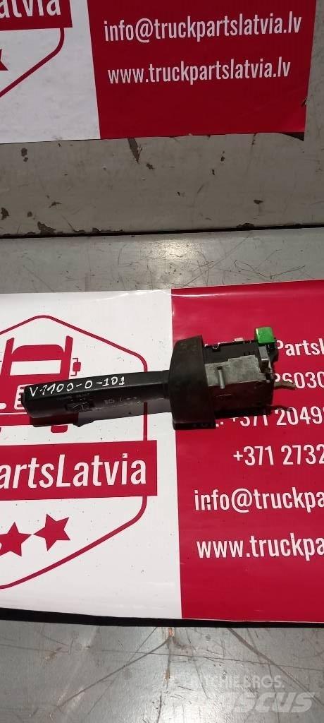 Volvo FH 12.   3944025 Ohjaamot ja sisustat