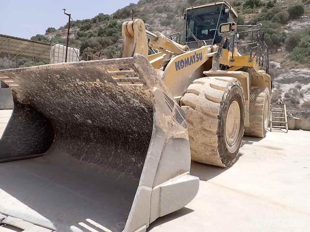Komatsu WA600-8EO Pyöräkuormaajat