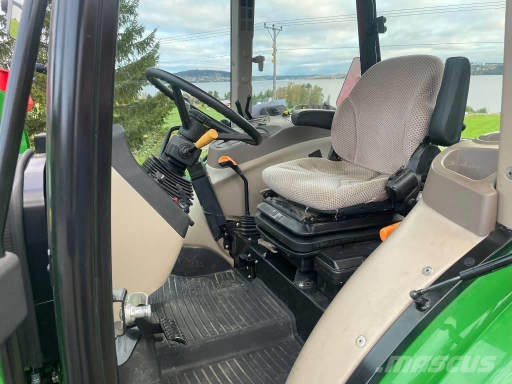 John Deere 5050E Traktorit