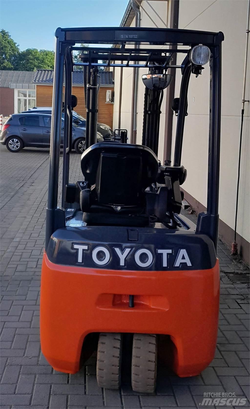 Toyota 8FBEK18T Sähkötrukit