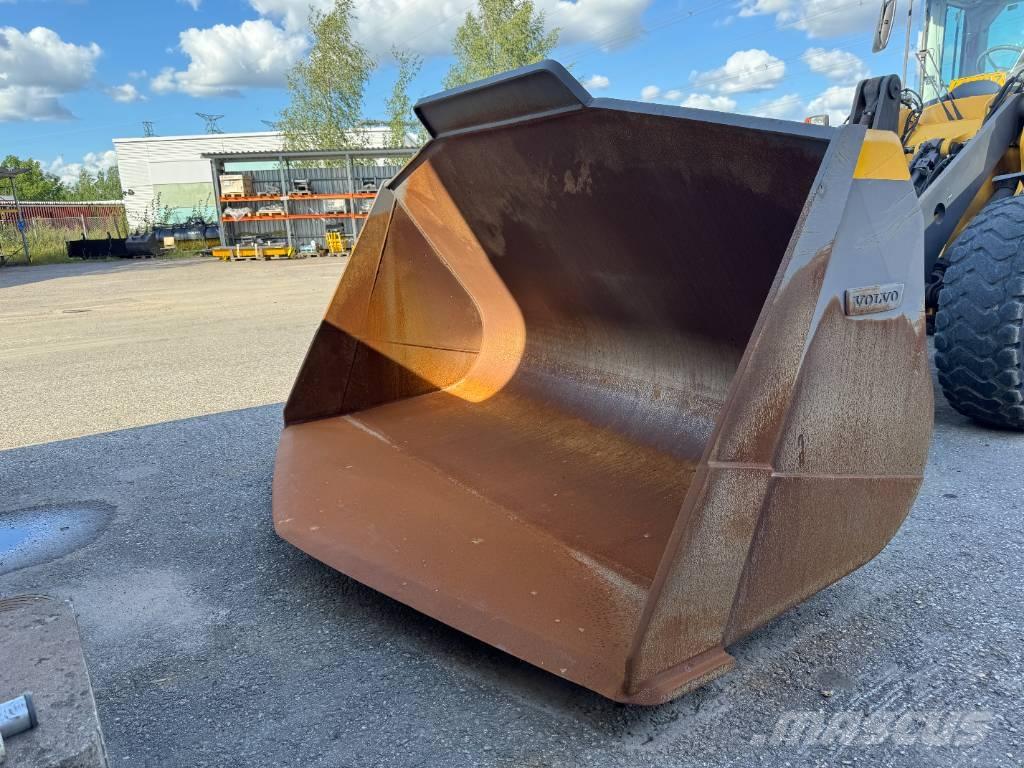 Volvo L 180 H Pyöräkuormaajat