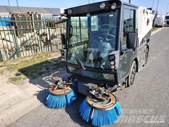 Schmidt Swingo 200 Lakaisuautot