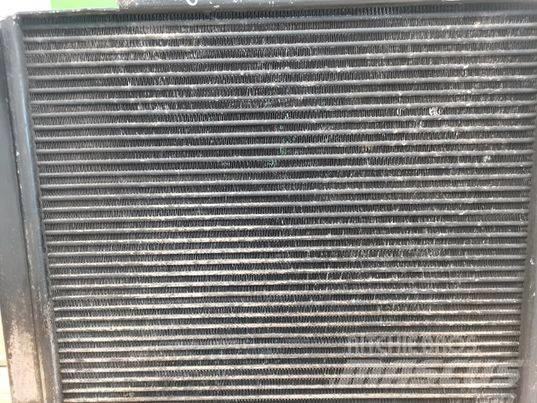 JLG 660 cooler Jäähdyttimet
