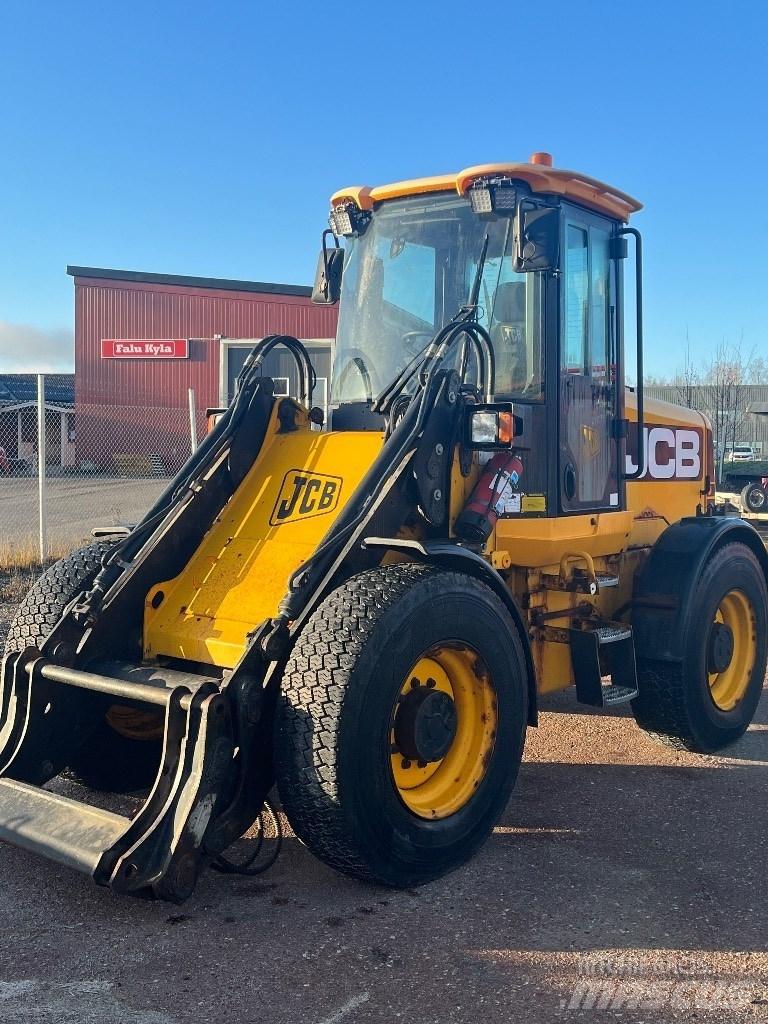 JCB 411 HT Pyöräkuormaajat
