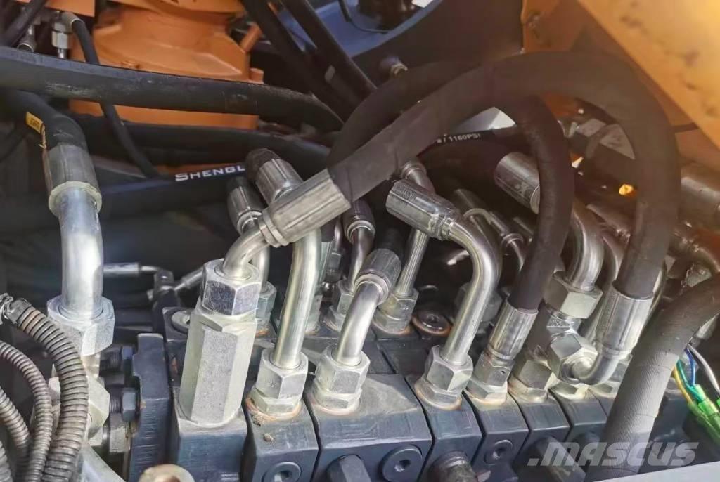 新源 75 Pyöräkaivukoneet