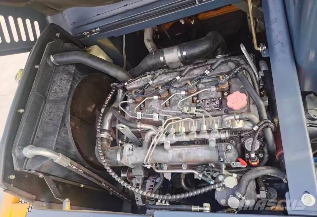 新源 75 Pyöräkaivukoneet