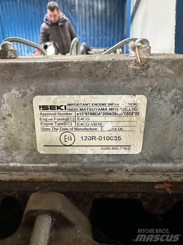 Iseki E4CG-VB19 Moottorit