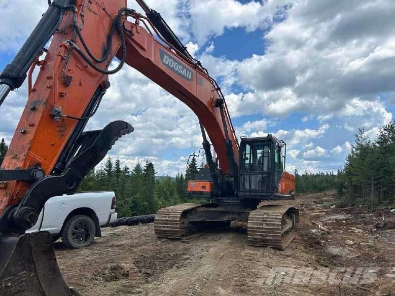 Doosan DX 350 LC Telakaivukoneet