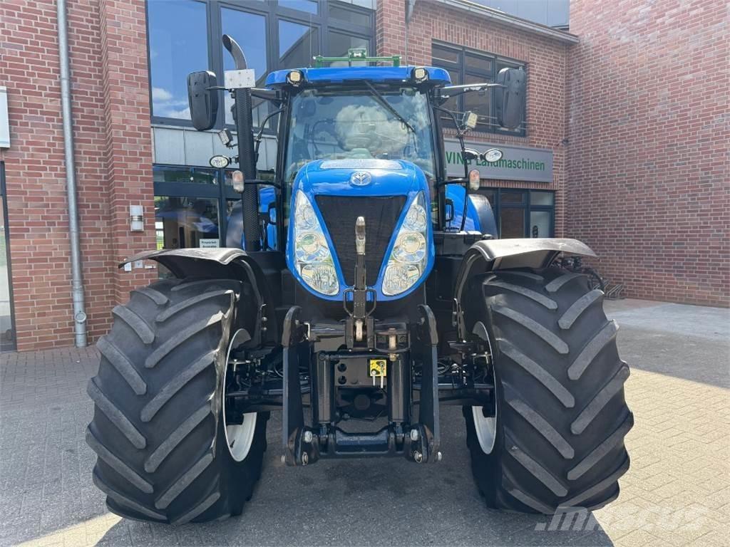 New Holland T7.220 Traktorit