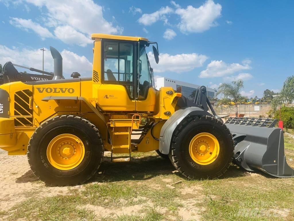 Volvo L 90 F Pyöräkuormaajat
