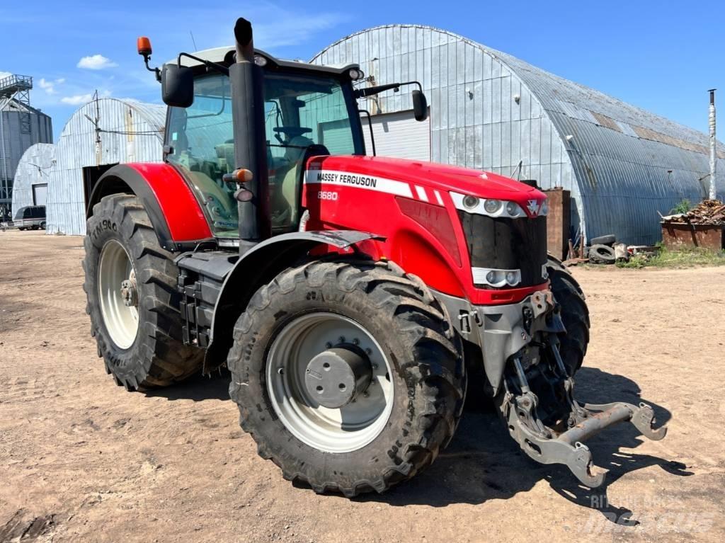 Massey Ferguson 8680 Traktorit