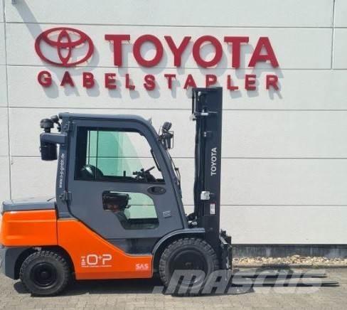 Toyota 52-8FDJF35 Dieseltrukit
