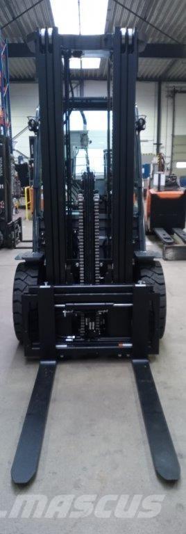 Toyota 52-8FDJF35 Dieseltrukit