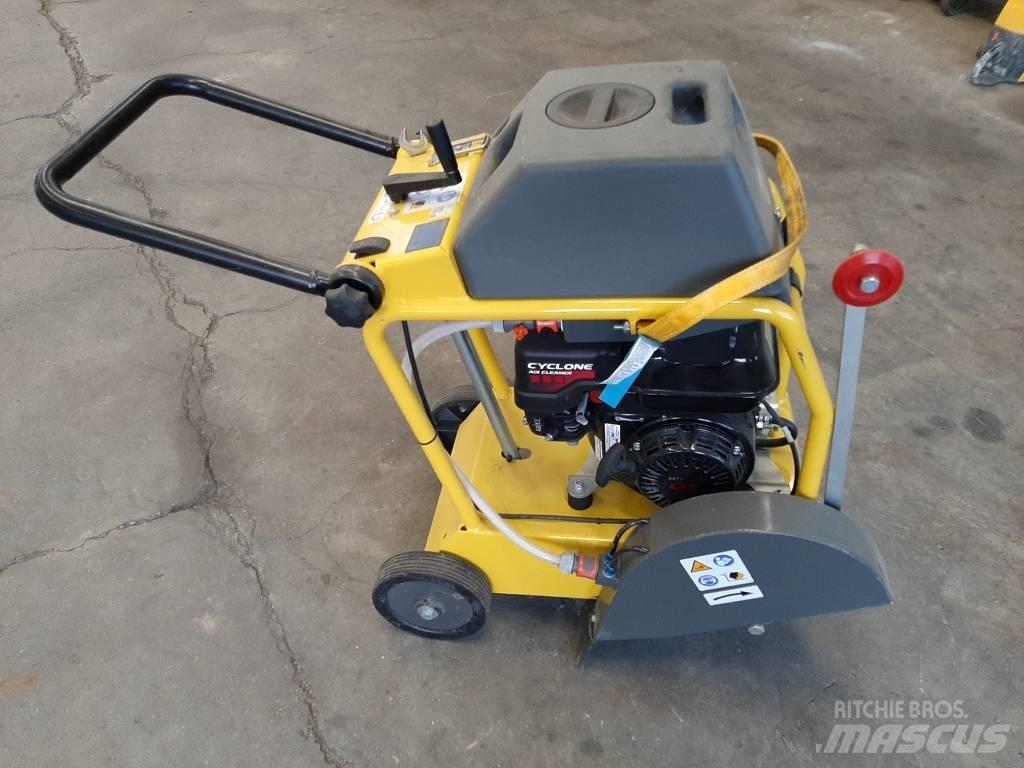 Wacker Neuson BFS735 Kivisahat