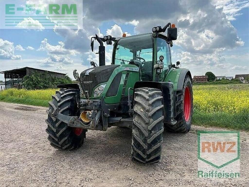 Fendt 718 vario Traktorit