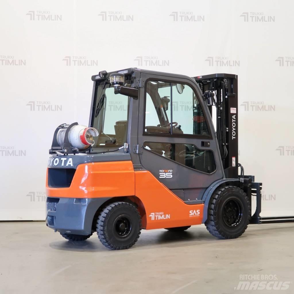 Toyota 02-8FGJF35 Nestekaasutrukit